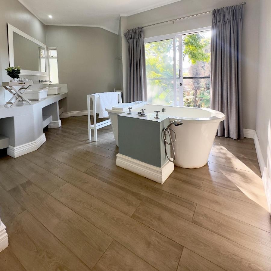 Serene Place Guest House & Conference Venue Affordable Luxury With Backup Power Roodepoort Extérieur photo