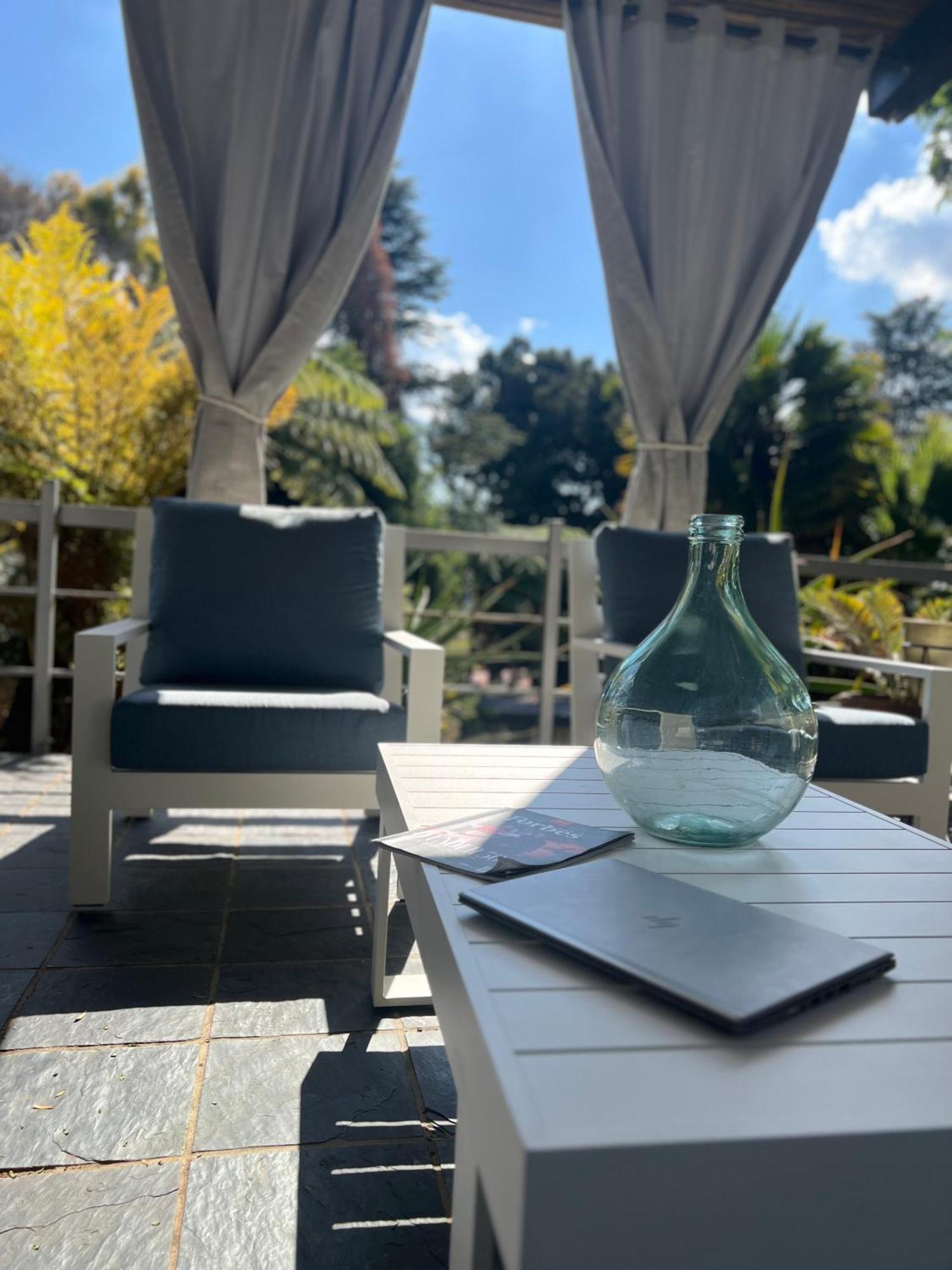 Serene Place Guest House & Conference Venue Affordable Luxury With Backup Power Roodepoort Extérieur photo