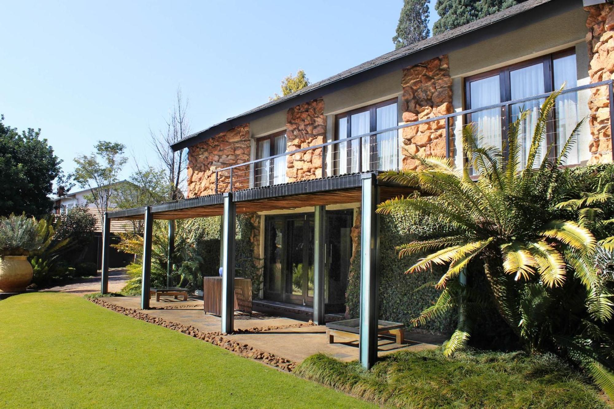 Serene Place Guest House & Conference Venue Affordable Luxury With Backup Power Roodepoort Extérieur photo